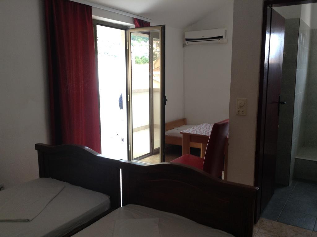 Kuca Tomovic Hotel Budva Bagian luar foto