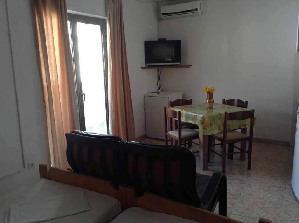 Kuca Tomovic Hotel Budva Bagian luar foto
