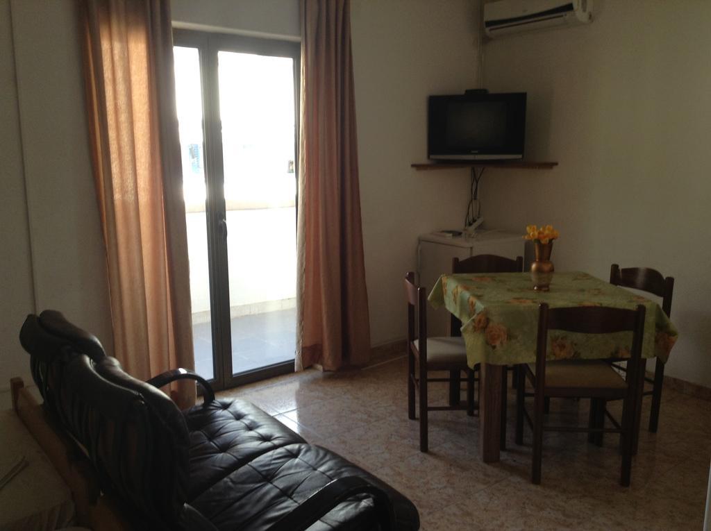 Kuca Tomovic Hotel Budva Bagian luar foto